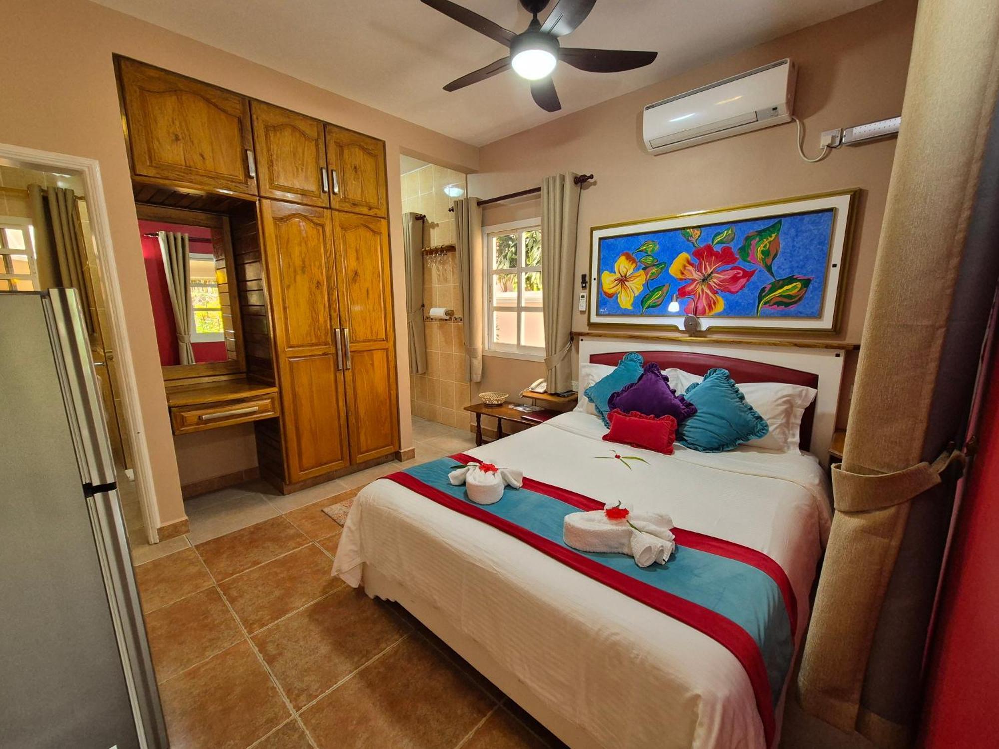 โอฟองเดอแมร์วิว Apartment อองซ์รอแยล ภายนอก รูปภาพ