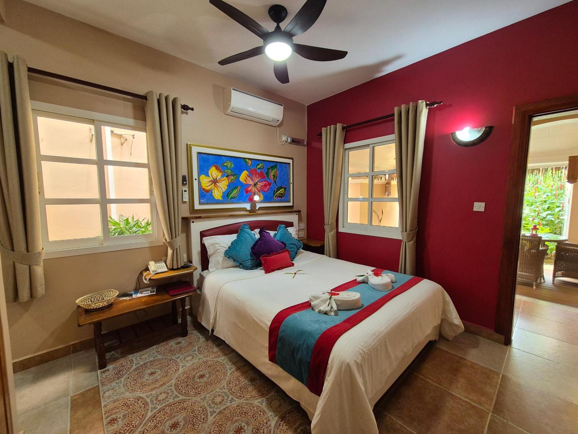 โอฟองเดอแมร์วิว Apartment อองซ์รอแยล ภายนอก รูปภาพ