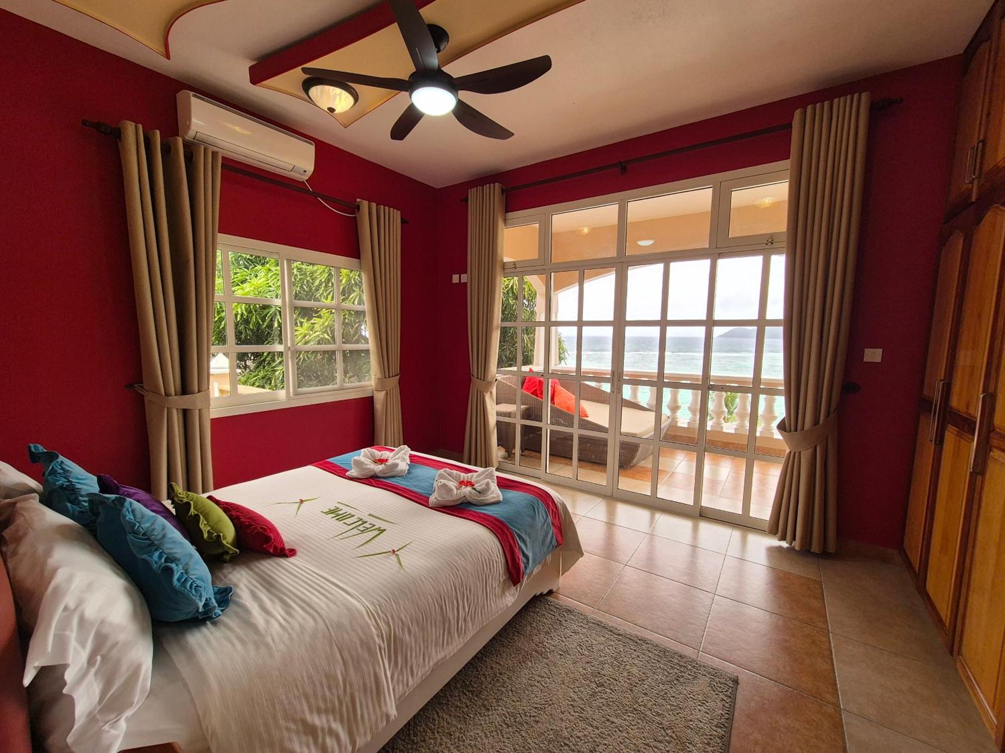 โอฟองเดอแมร์วิว Apartment อองซ์รอแยล ภายนอก รูปภาพ