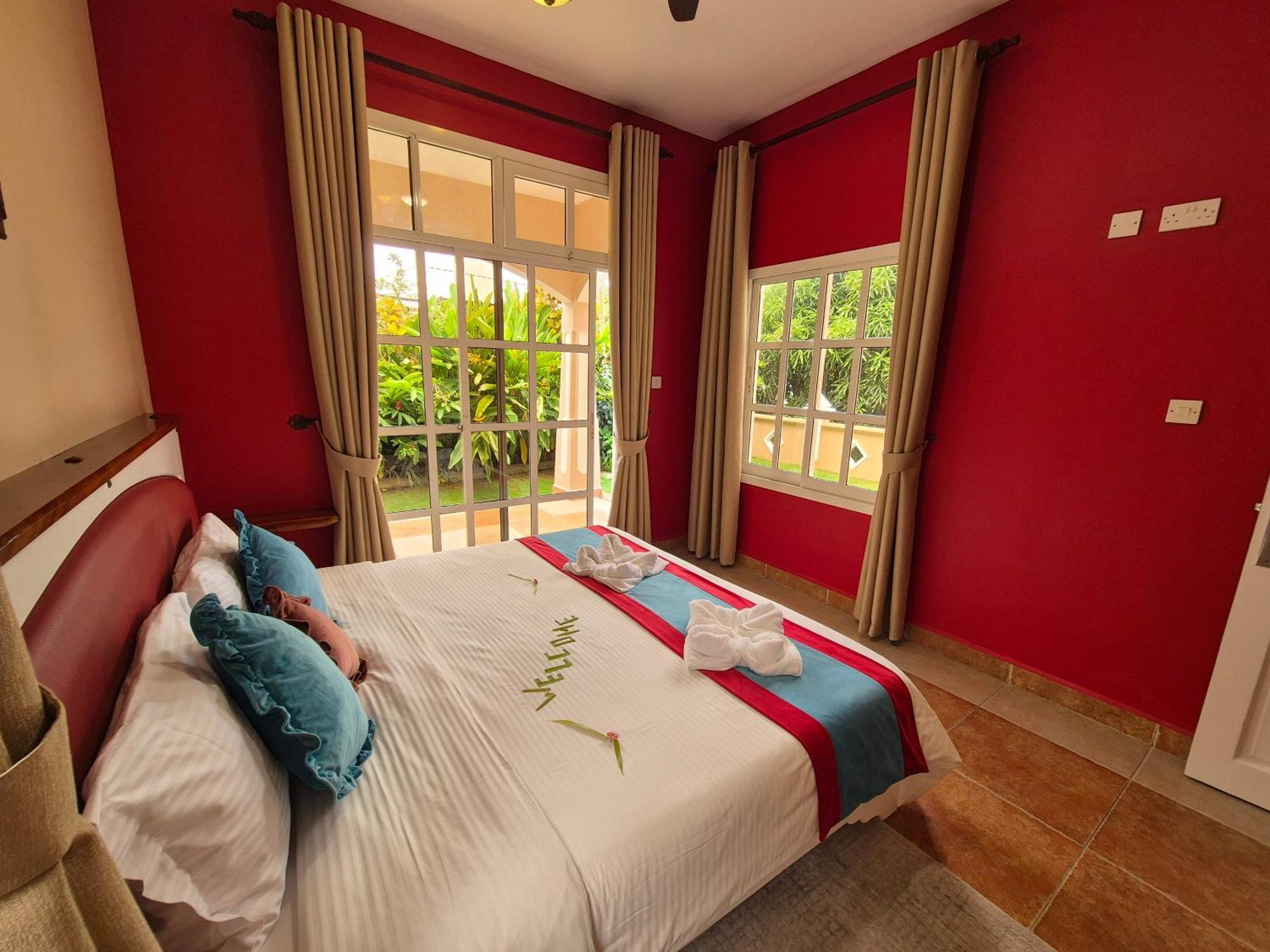 โอฟองเดอแมร์วิว Apartment อองซ์รอแยล ภายนอก รูปภาพ